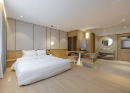 ON U HOTEL