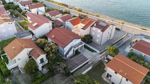Apartment Petar - Parkplatz