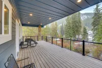 Mountain Retreat By the River: Star Valley Getaway - Apartments