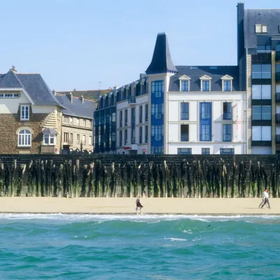 Hôtel Mercure Saint-Malo Front de Mer Hotels near Intra Muros