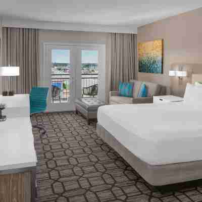 DoubleTree by Hilton Lubbock University Area Rooms