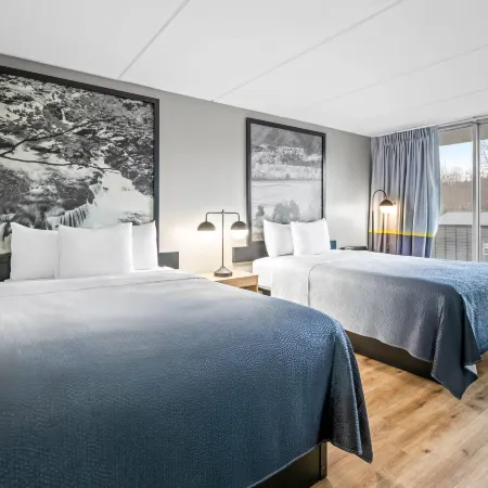 Super 8 by Wyndham Kingsport /I-81
