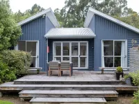 The Claremont Motel Hotels in Martinborough