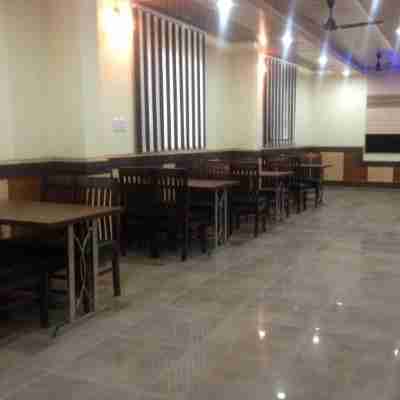 Hotel Shyam Regency Dining/Meeting Rooms