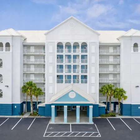 Palm & Tide Beachfront Hotel