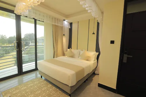 Port Harbor Hotel - 2-Star