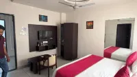 Amber Hotel & Restaurant - 2-Star