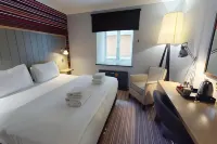 Village Hotel Nottingham - Pools