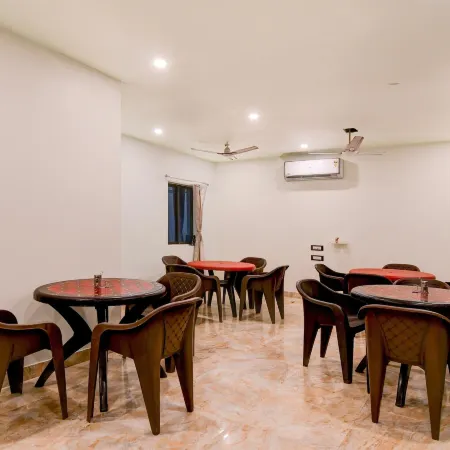 Deluxe Tropicana Beach Resort