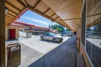 Budget Inn Gladstone by OYO - Portland Clackamas - parcheggio