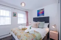 Ideal for Business Long-term Guests Free Parking