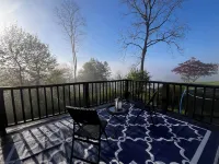 Hudson River View Suite-idyllic getaway with fireplace & private deck-75 min NYC