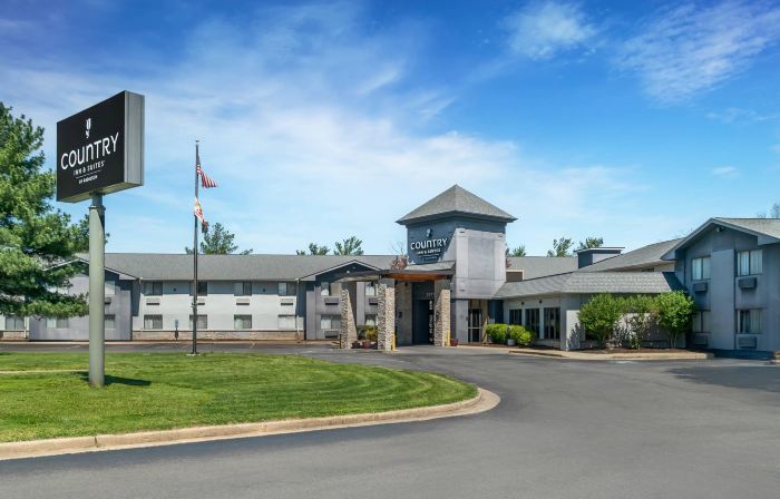 Country Inn & Suites by Radisson, Frederick, MD
