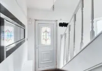 Cosy 2Br House on Quiet Street nr City Hospital