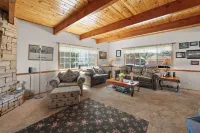 The Lazy JT Ranch - Chalets