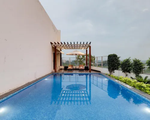 Lemon Tree Hotel Chandigarh Hotels near Capitol Complex