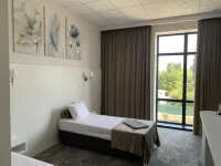 Mini-Otel Art Hotel + Mini-Hotel Hotels in Tikhoretsky District