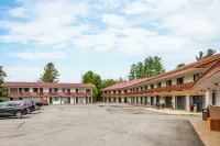 Rodeway Inn - Parking
