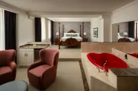 Davenport Hotel, Autograph Collection - Hot Tub