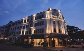 Corsica Hotel