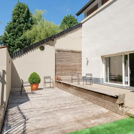 Moderscheid Cottage with Spa Hoteles en Amel