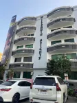 Raza Khan,Two bedrooms Apartment, Millennium Heights