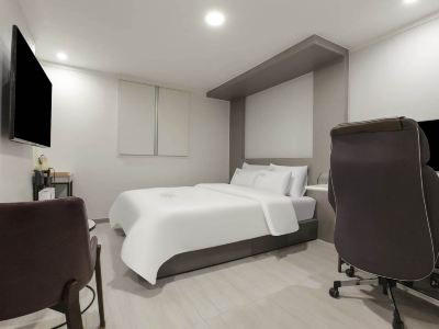 Wolgot Hotel Cook
