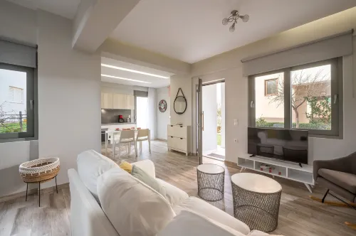 Dom Luxury Residence - Homestays