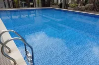 Romantic Purple 1-Bedroom 5-8 pax in CDO - Rooftop Pools