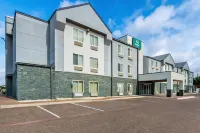 Quality Inn Laredo - Nuevo Laredo - parking