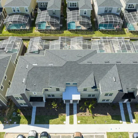 Splendid 4 Bd w/ Pool Close to Disney @ Champions Gate 1006