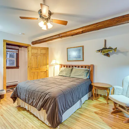 Hayward Retreat on the Chippewa Flowage w/ Dock!