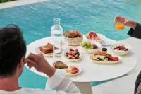Ark - breakfast