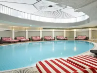Bristol Berlin, Vignette Collection by IHG - Pool
