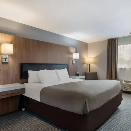 Quality Inn & Suites Silverdale Bangor-Keyport