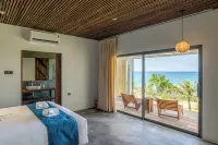 Rucha Beachfront Retreat - Beach