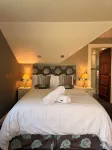 The Perfect Countryside Getaway at the Causeway Lodge - Homestays