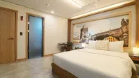 Chungju Napoli - 2 ดาว