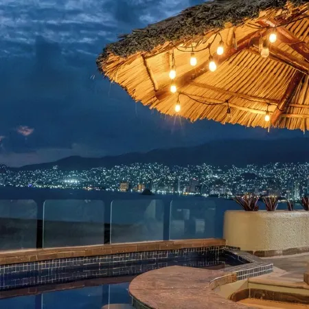 3 Sunsets, Pet Friendly Ocean View in Brisas