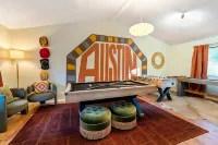 Cowboy Cove Pool - Hot Tub - Arcade - Games - Homestays