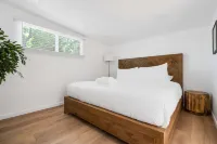 Charming Cozy Northern AZ Base Camp Sleeps 4 - balcony