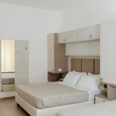 Hotel Caravel
