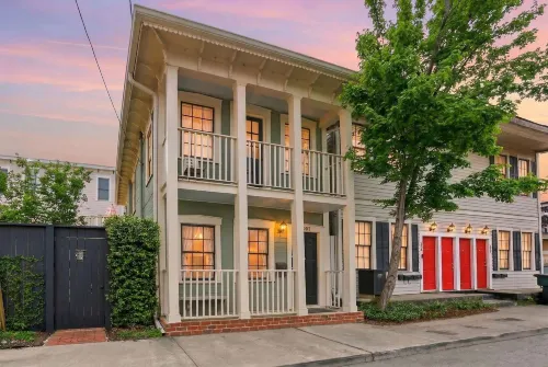 Charming Savannah Getaway Hot Tub Sleeps 8 - บังกะโล