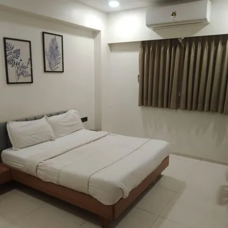 Hotel Royal Stay Valsad