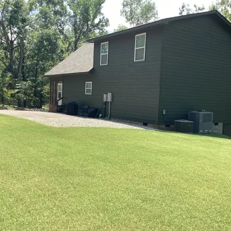 Brand new beautiful, quiet, and spacious 3-bedroom house next to Pickwick Lake