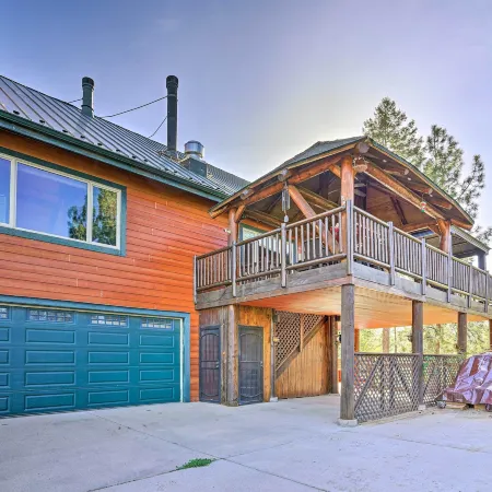 Luxe Prescott Natl Forest Home w/ Huge Deck Hotels in Yavapai County