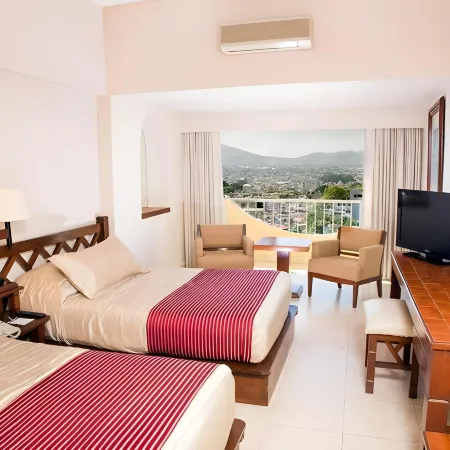 Hotel Fortin Plaza