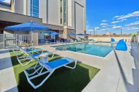SpringHill Suites by Marriott Phoenix Gilbert - Pools
