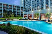 Atlanta Airport Marriott - Pool