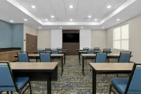 Hampton Inn by Hilton Cornwall - parking